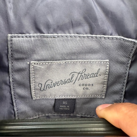 Universal Thread Quilted Bomber Jacket - Picture 4 of 6